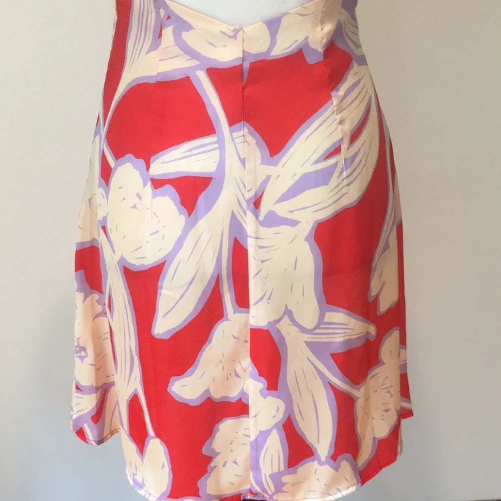 ๐ TOPSHOP Puff Sleeve Cutout Back Large Floral Satin Mini Dress 4 Red/Cream - Picture 9 of 15